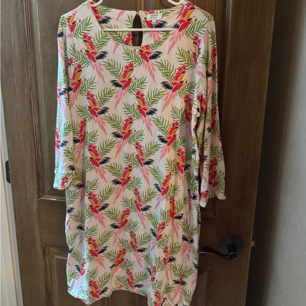 Crown & Ivy Parrot Print Long Sleeve Dress
